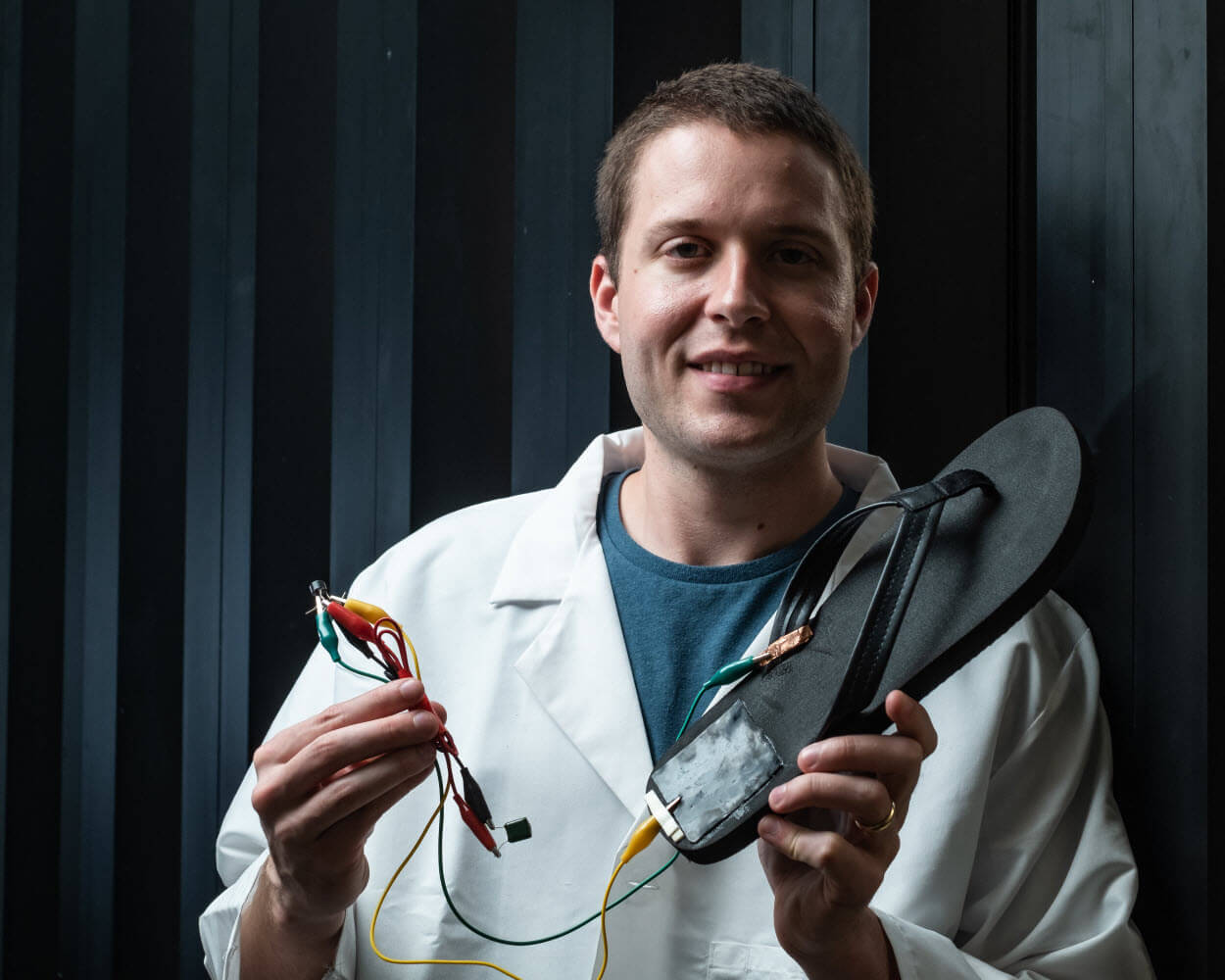 Flexible generators turn movement into energy
