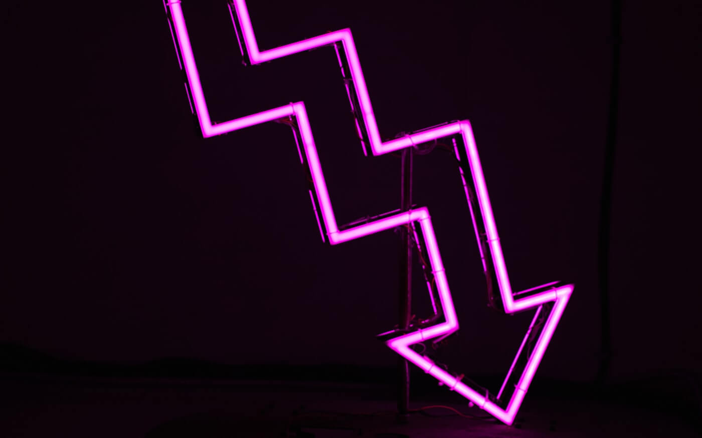 arrow down.jpg