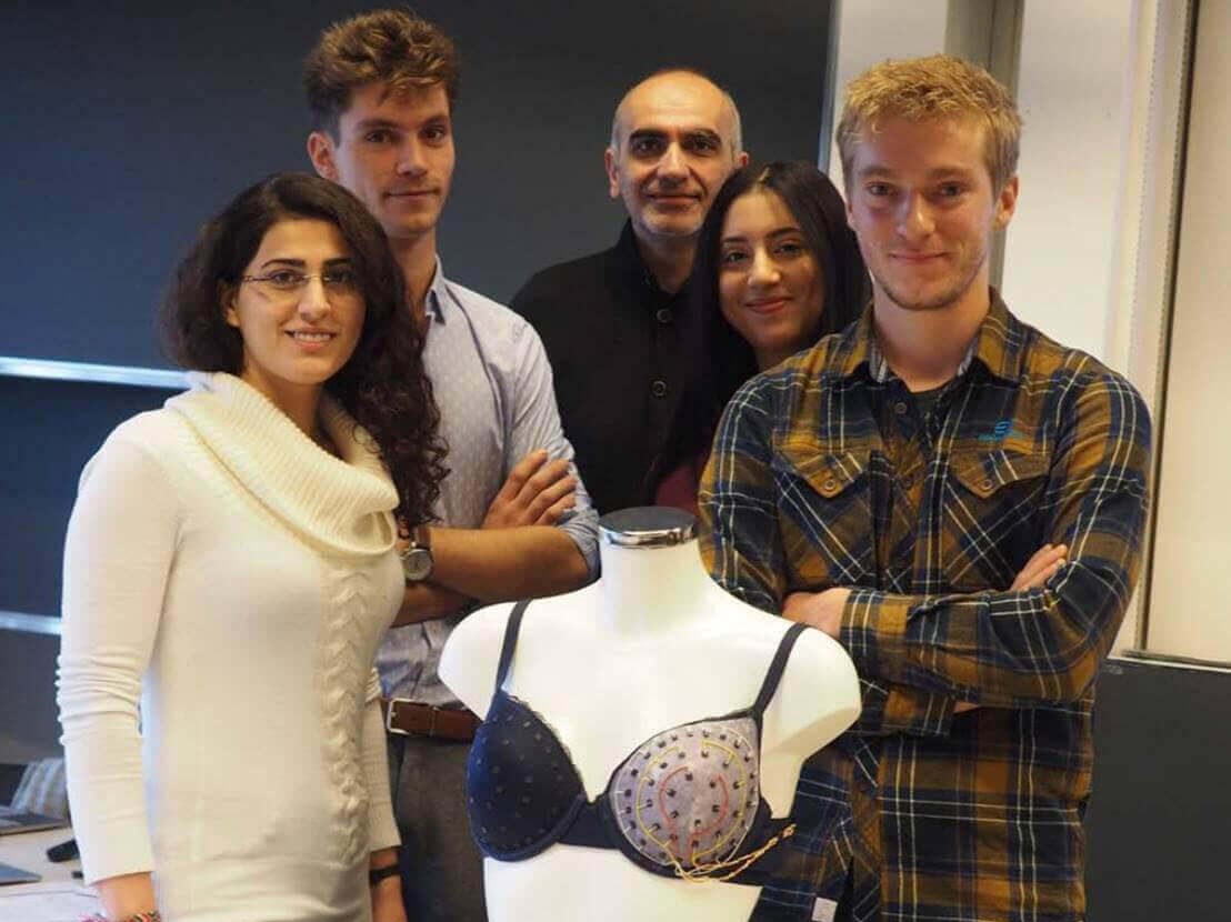web Students from the Swiss Federal Institute of Technology Lausanne helped with the development.jpg