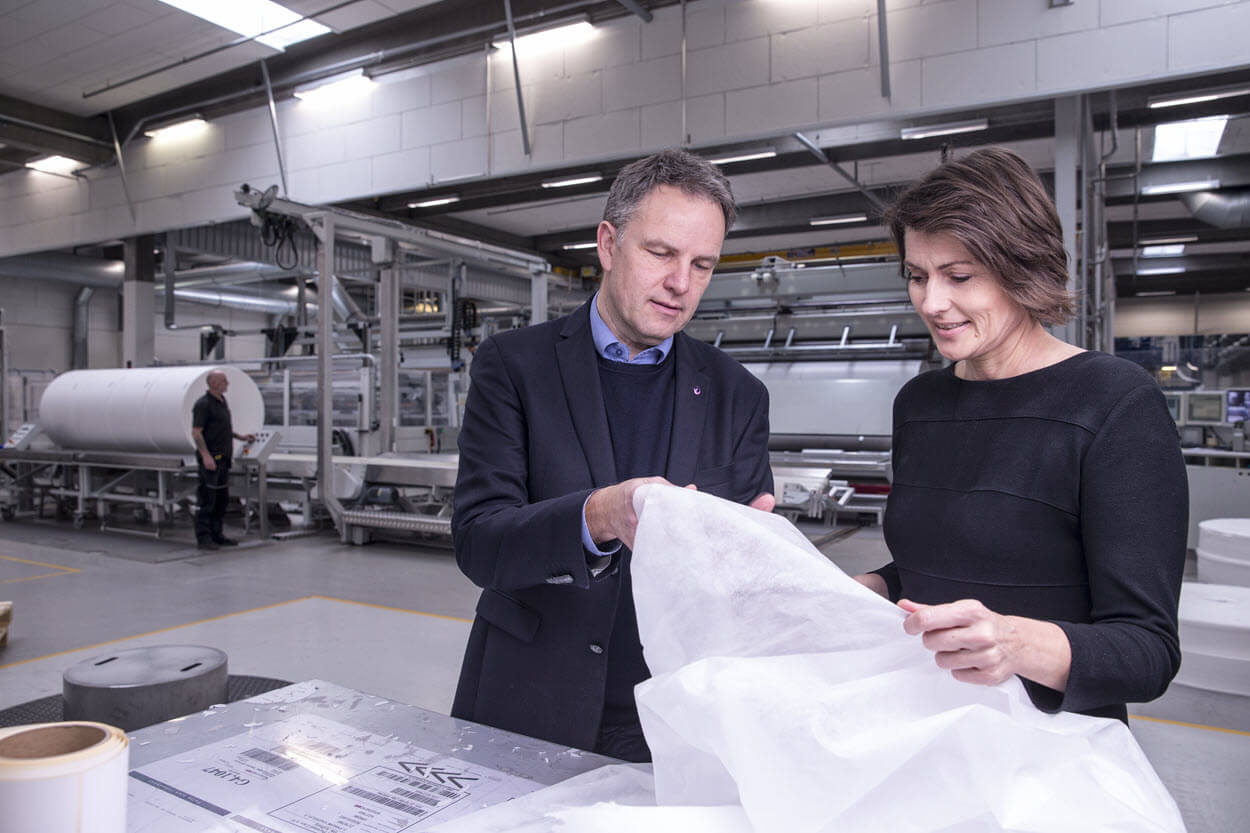 web Mikael Staal Axelsen, group CEO, Fibertex Personal Care and Mette Due Søgaard, QA and Sustainability director, Fibertex Personal Care (right).jpg