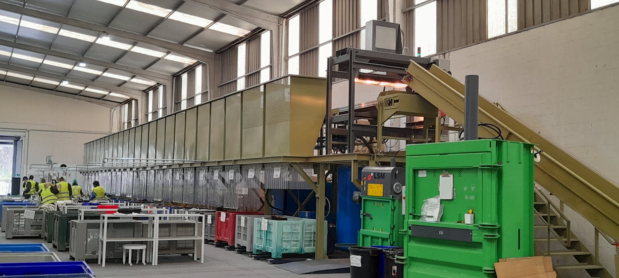 Web Coleo Recycling Sorts Garments Into 24 Categories