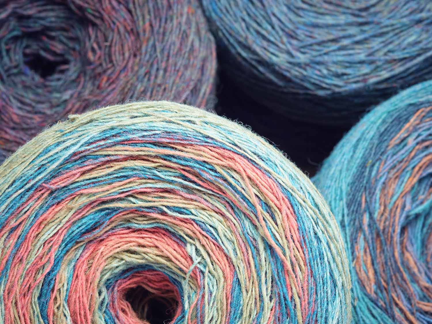 DYED YARN TN