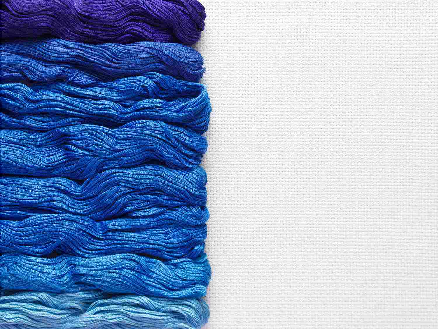 Redefining pigment dyeing with quantum dots