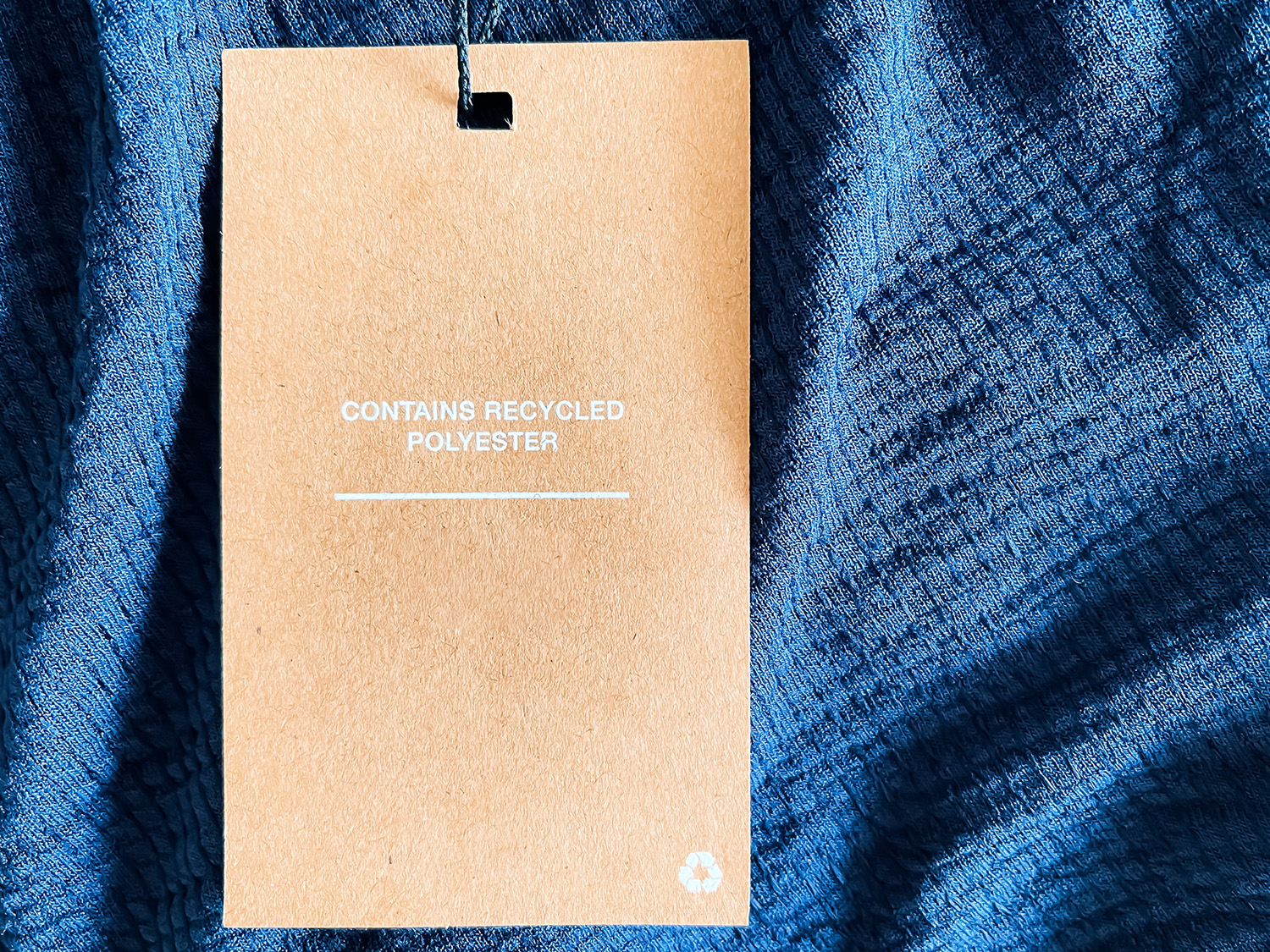 Contains Recycled Polyester Fashion Label Tag